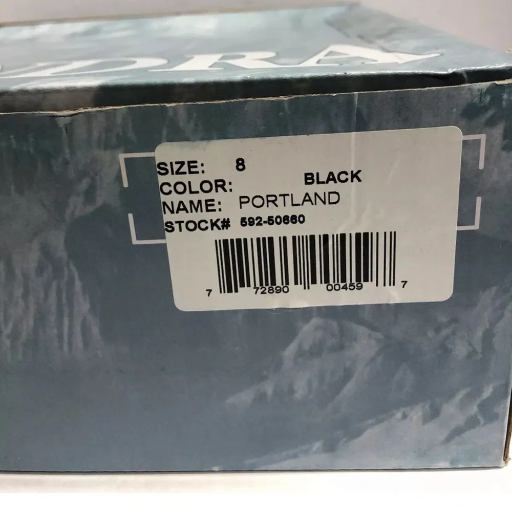 Tundra Women’s Portland Black Winter Boots, Size 8 M.